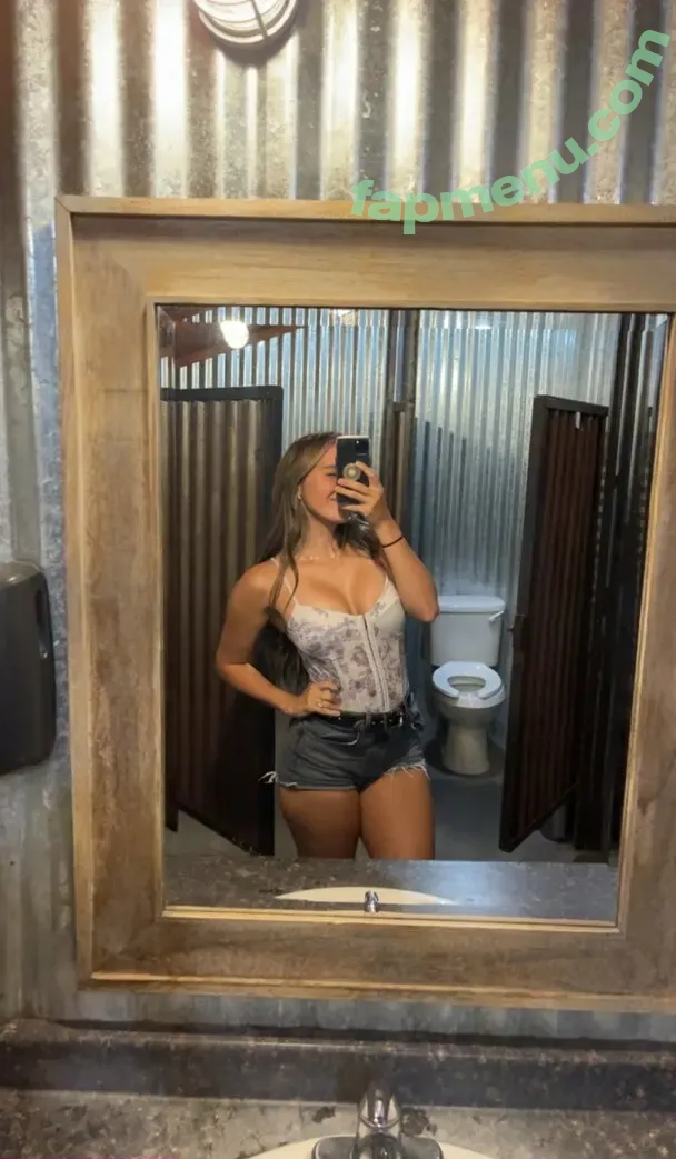 Linds Linds nude photo #0020 (_linds_linds / lindslinds)