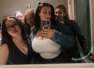 Lindsay / IAmLindsayJones / lindsayelyse / lindsaylohan / lindslexie nude photo #0122