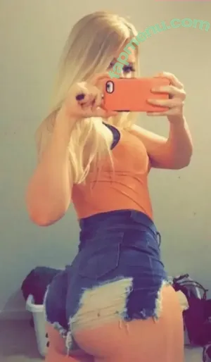 lindsay_capuano / lindsaycapuano nude photo #0006