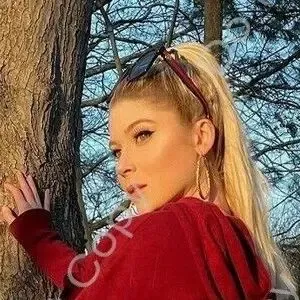 lindsay_capuano / lindsaycapuano nude photo #0009