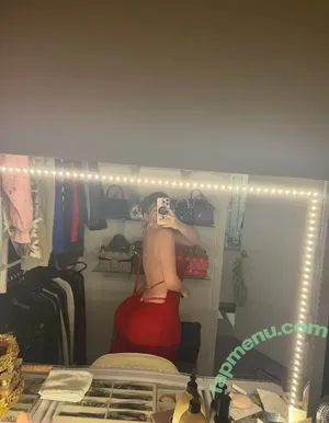 Lindsay Capuano / lindsaycapuano nude photo #0022