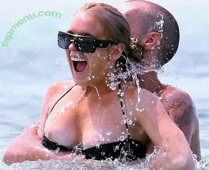 Lindsay Lohan / lindsaylohan / lindsaylohan201 nude photo #0153