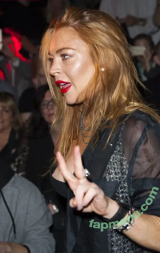 Lindsay Lohan nude photo #0065 (lindsaylohan / lindsaylohan201)