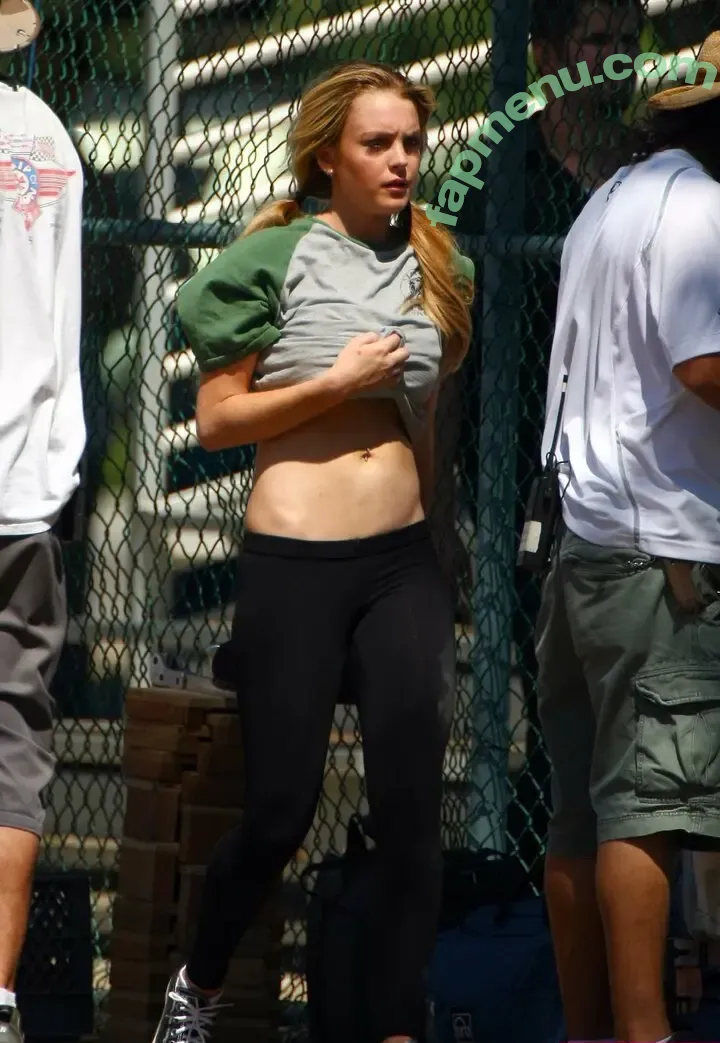 Lindsay Lohan nude photo #0118 (lindsaylohan / lindsaylohan201)