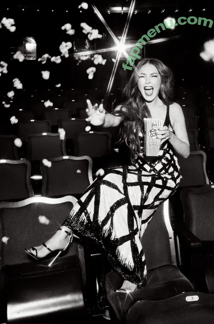 Lindsay Lohan nude photo #0242 (lindsaylohan / lindsaylohan201)