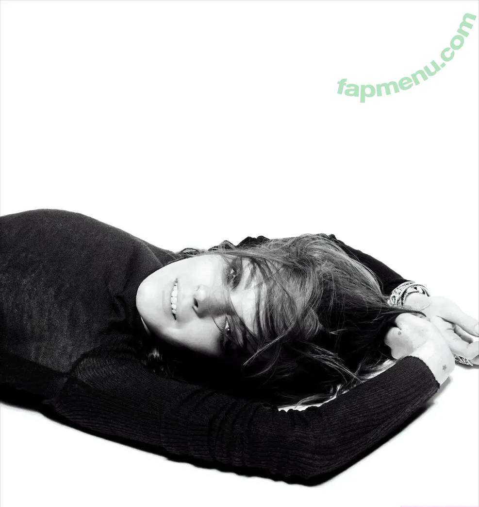 Lindsay Lohan nude photo #0300 (lindsaylohan / lindsaylohan201)