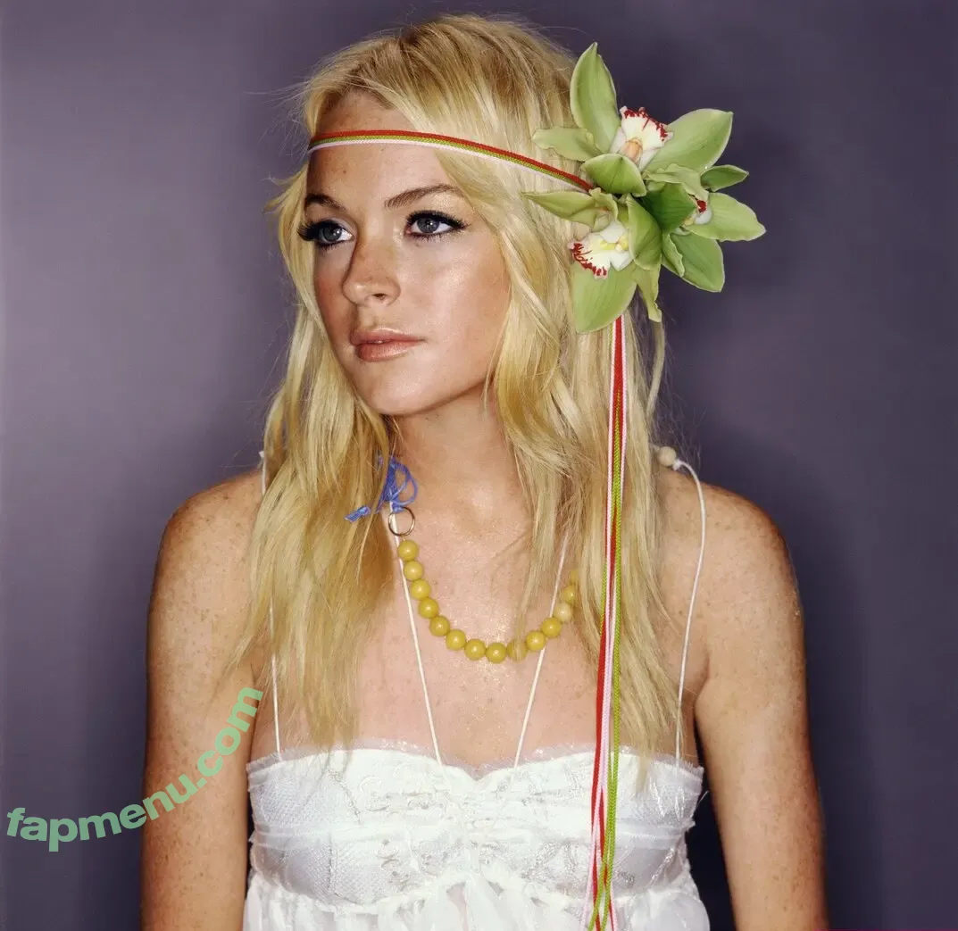 Lindsay Lohan nude photo #0354 (lindsaylohan / lindsaylohan201)