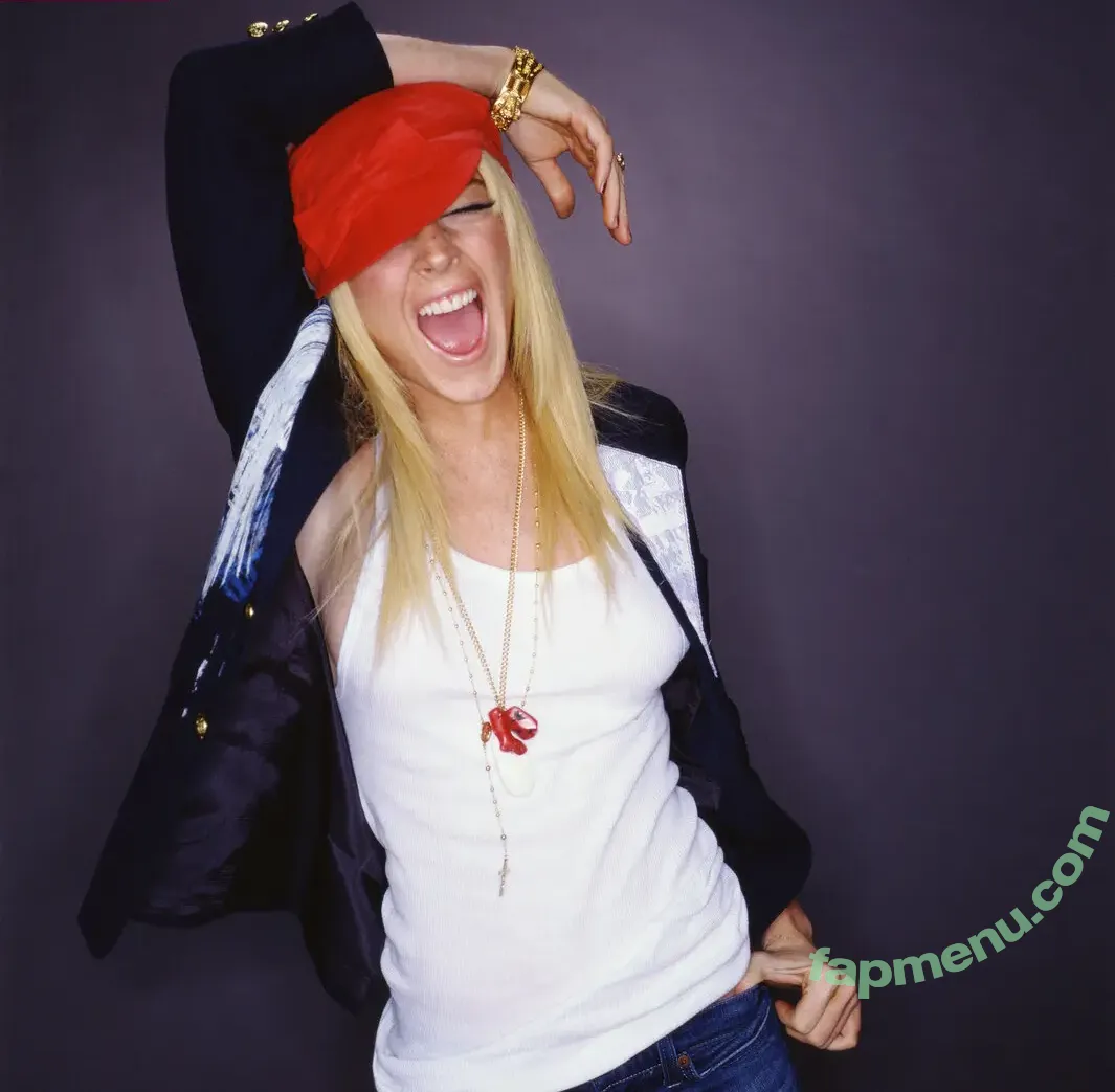 Lindsay Lohan nude photo #0358 (lindsaylohan / lindsaylohan201)