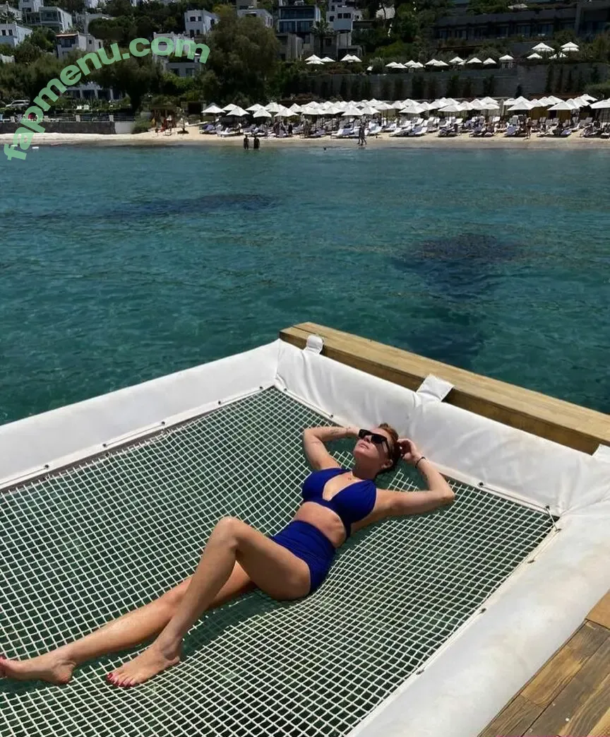 Lindsay Lohan nude photo #0363 (lindsaylohan / lindsaylohan201)