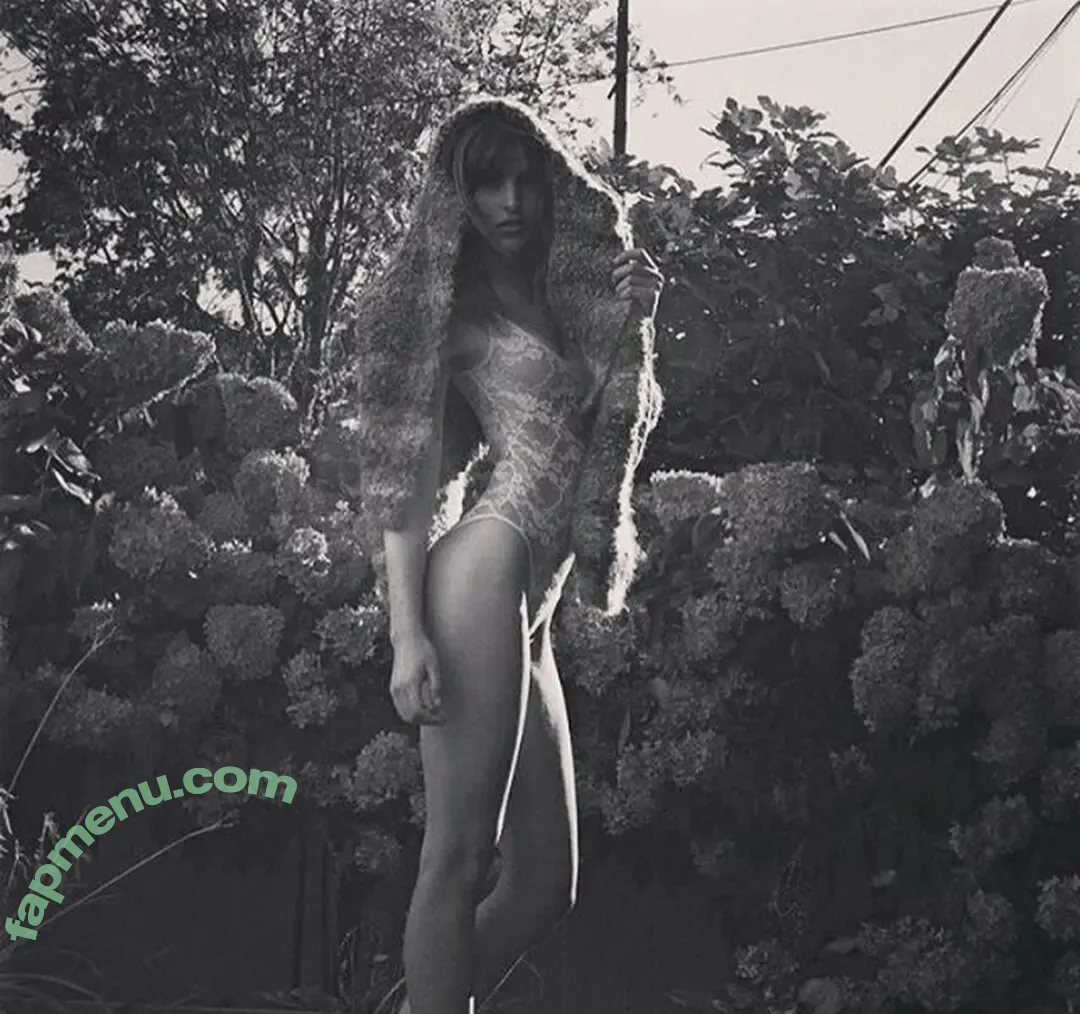 Lindsay Lohan nude photo #0432 (lindsaylohan / lindsaylohan201)