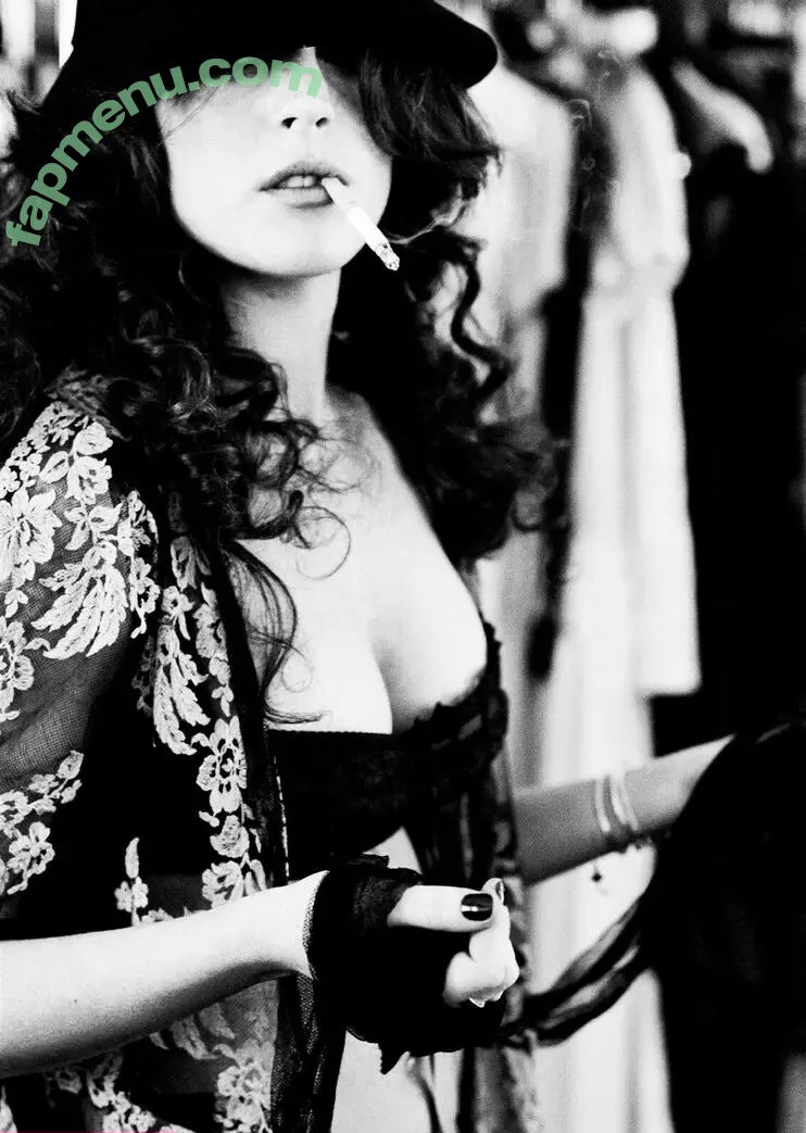 Lindsay Lohan nude photo #0449 (lindsaylohan / lindsaylohan201)