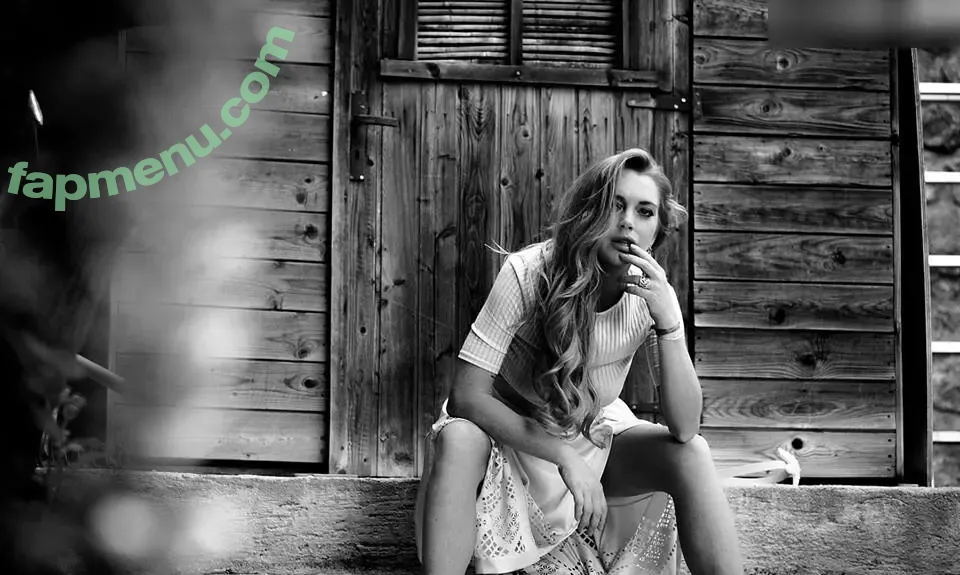 Lindsay Lohan nude photo #0560 (lindsaylohan / lindsaylohan201)