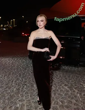 Lindsay Lohan / lindsaylohan / lindsaylohan201 nude photo #1357