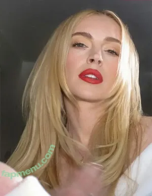 Lindsay Lohan / lindsaylohan / lindsaylohan201 nude photo #1384