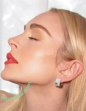 Lindsay Lohan / lindsaylohan / lindsaylohan201 nude photo #1387