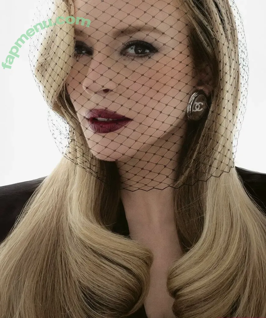 Lindsay Lohan nude photo #1002 (lindsaylohan / lindsaylohan201)