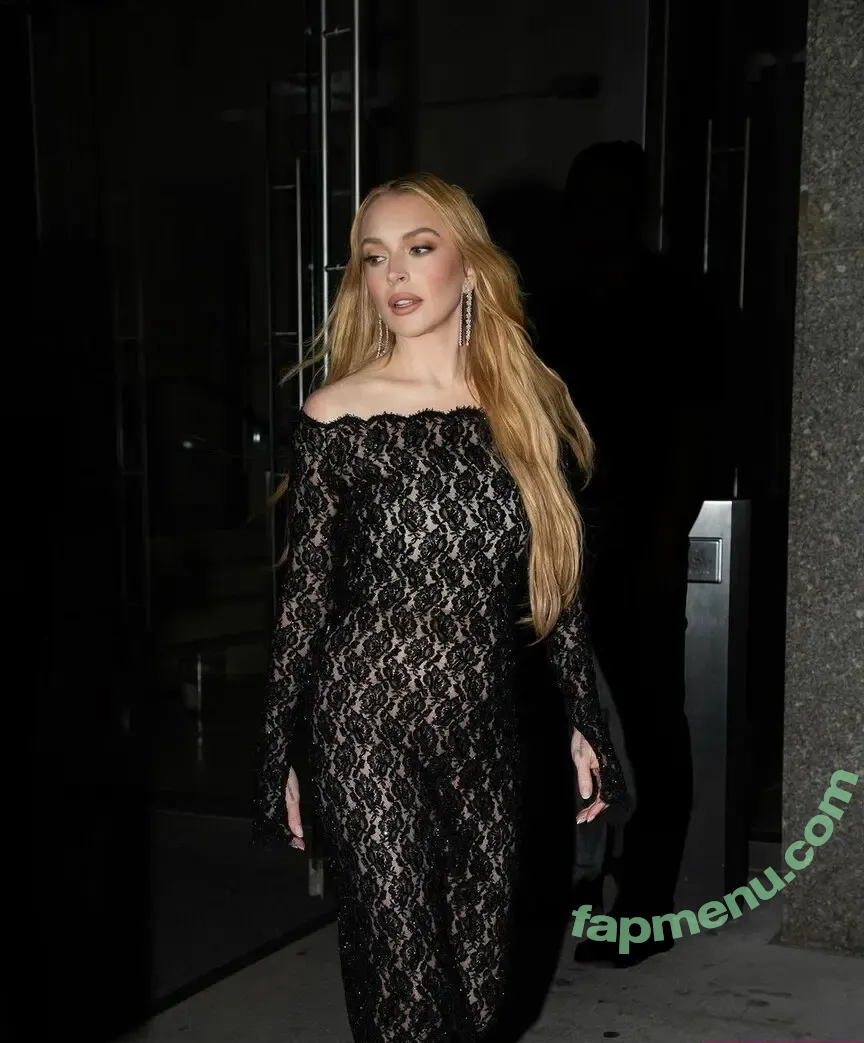 Lindsay Lohan nude photo #1100 (lindsaylohan / lindsaylohan201)