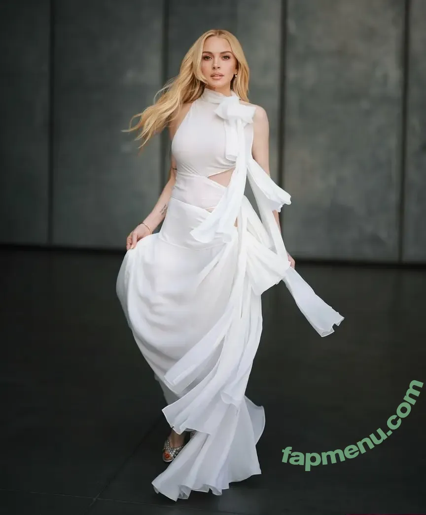 Lindsay Lohan nude photo #1330 (lindsaylohan / lindsaylohan201)