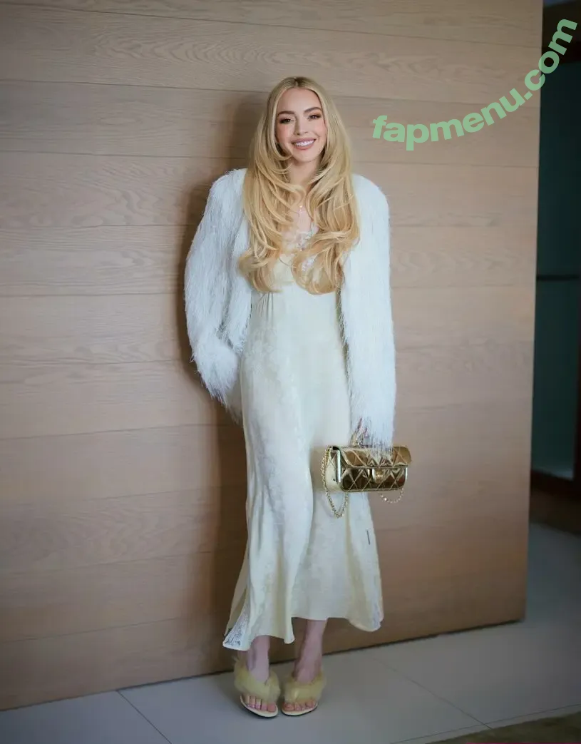 Lindsay Lohan nude photo #1373 (lindsaylohan / lindsaylohan201)