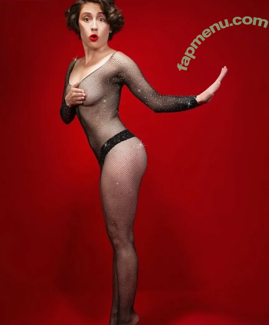 Lindsay Mullan nude photo #0003 (lindsomullo)
