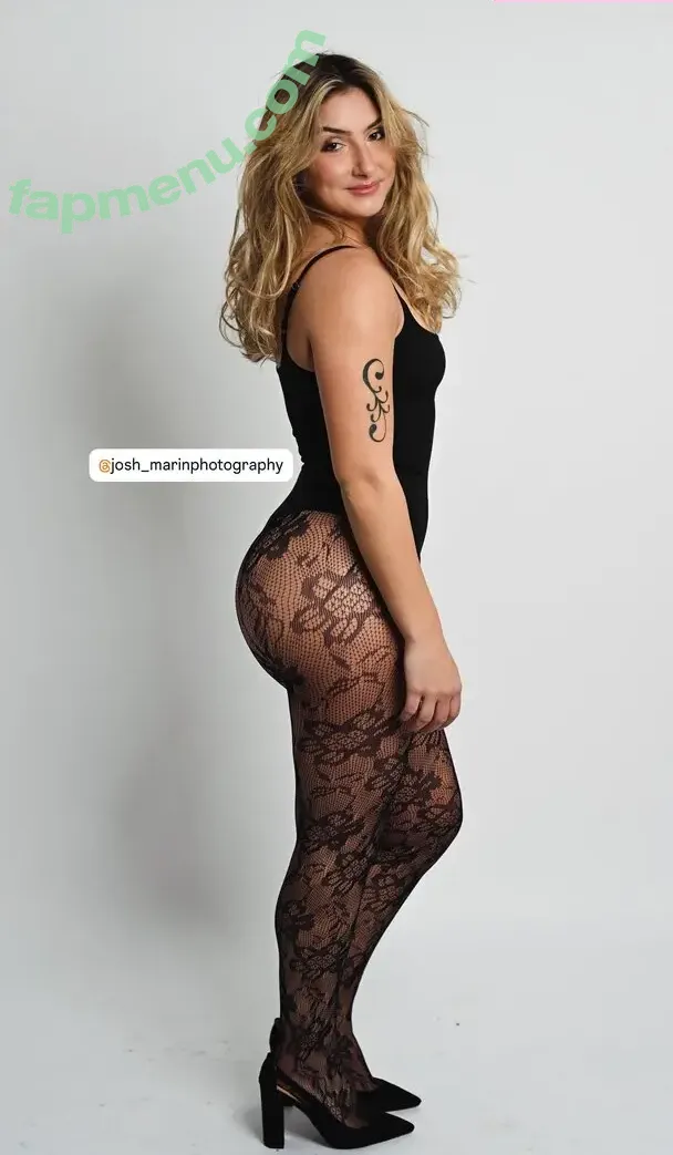 Lindsay Sento nude photo #0132 (lindsayelyse / lindsaysento)