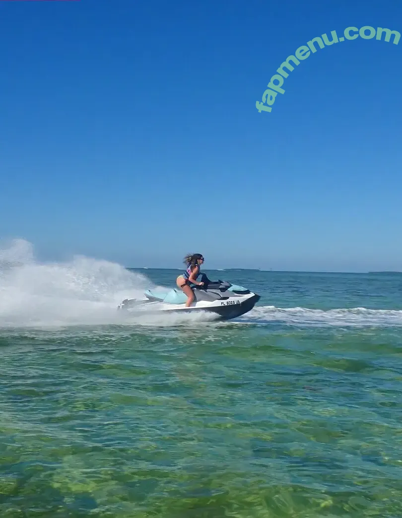 Lindsay Sento nude photo #0174 (lindsayelyse / lindsaysento)