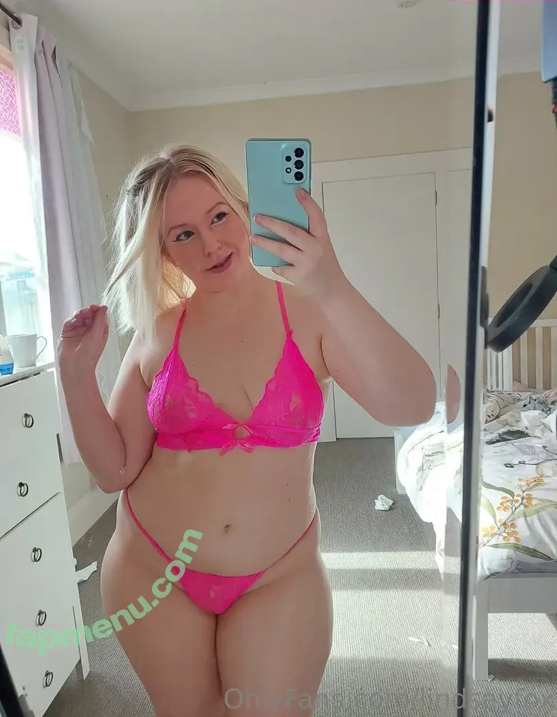 lindsayfox nude photo #0026 (lindsay)