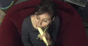 Lindsey Doe / dr._doe / elleteedee nude photo #0086