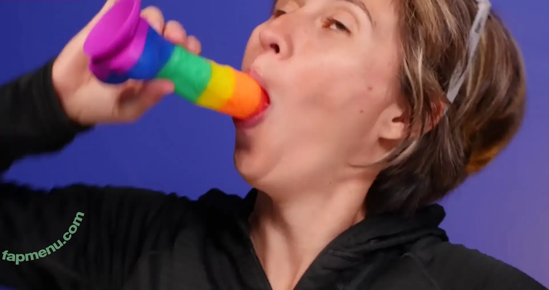 Lindsey Doe nude photo #0077 (dr._doe / elleteedee)