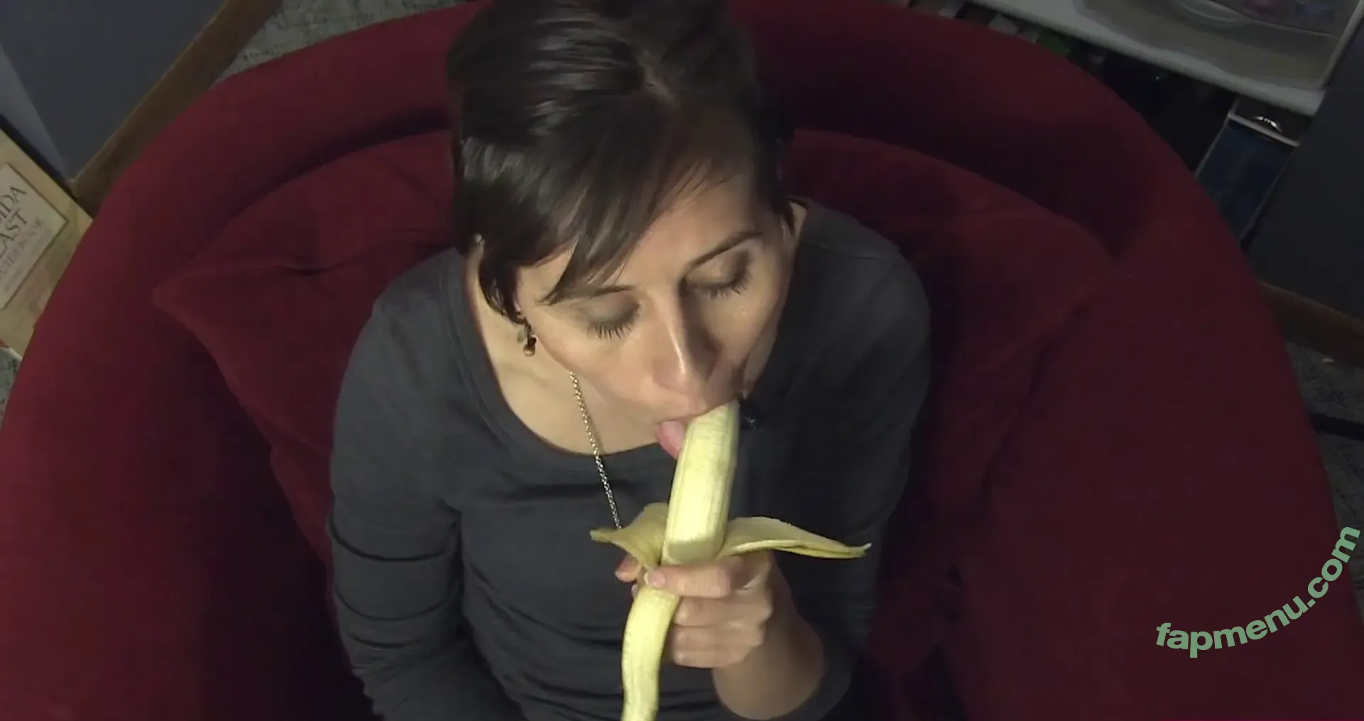 Lindsey Doe nude photo #0082 (dr._doe / elleteedee)