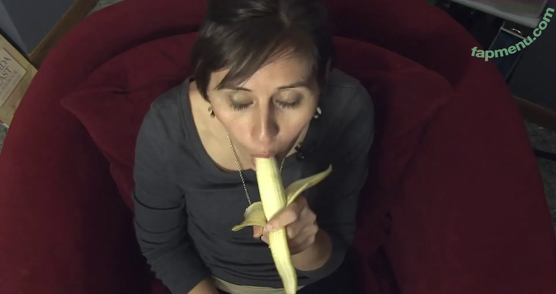 Lindsey Doe nude photo #0085 (dr._doe / elleteedee)