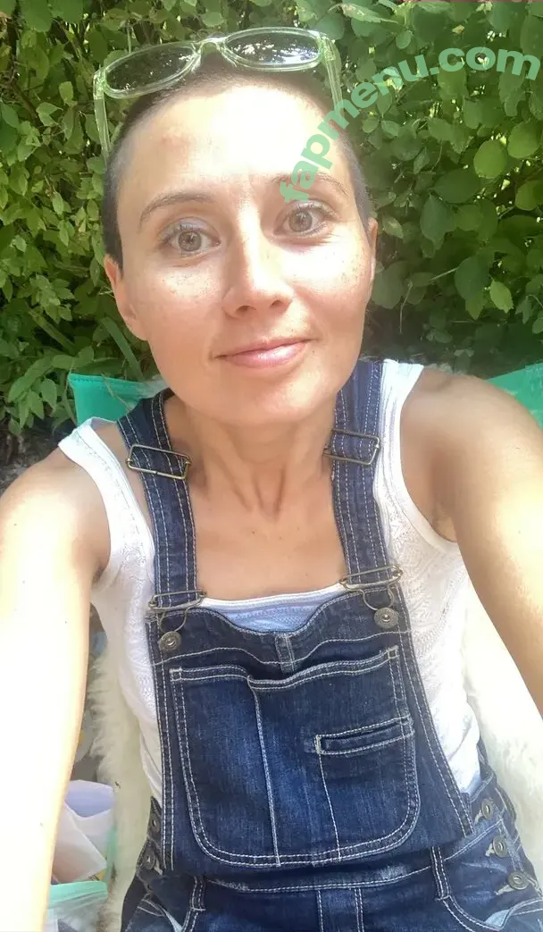 Lindsey Doe nude photo #0110 (dr._doe / elleteedee)