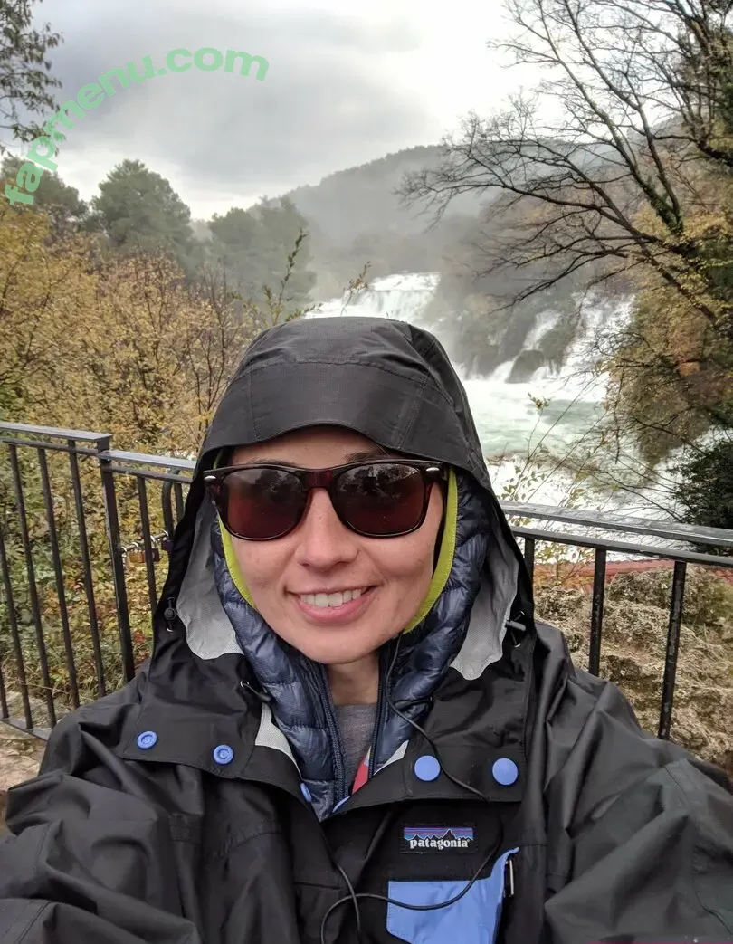 Lindsey Doe nude photo #0115 (dr._doe / elleteedee)