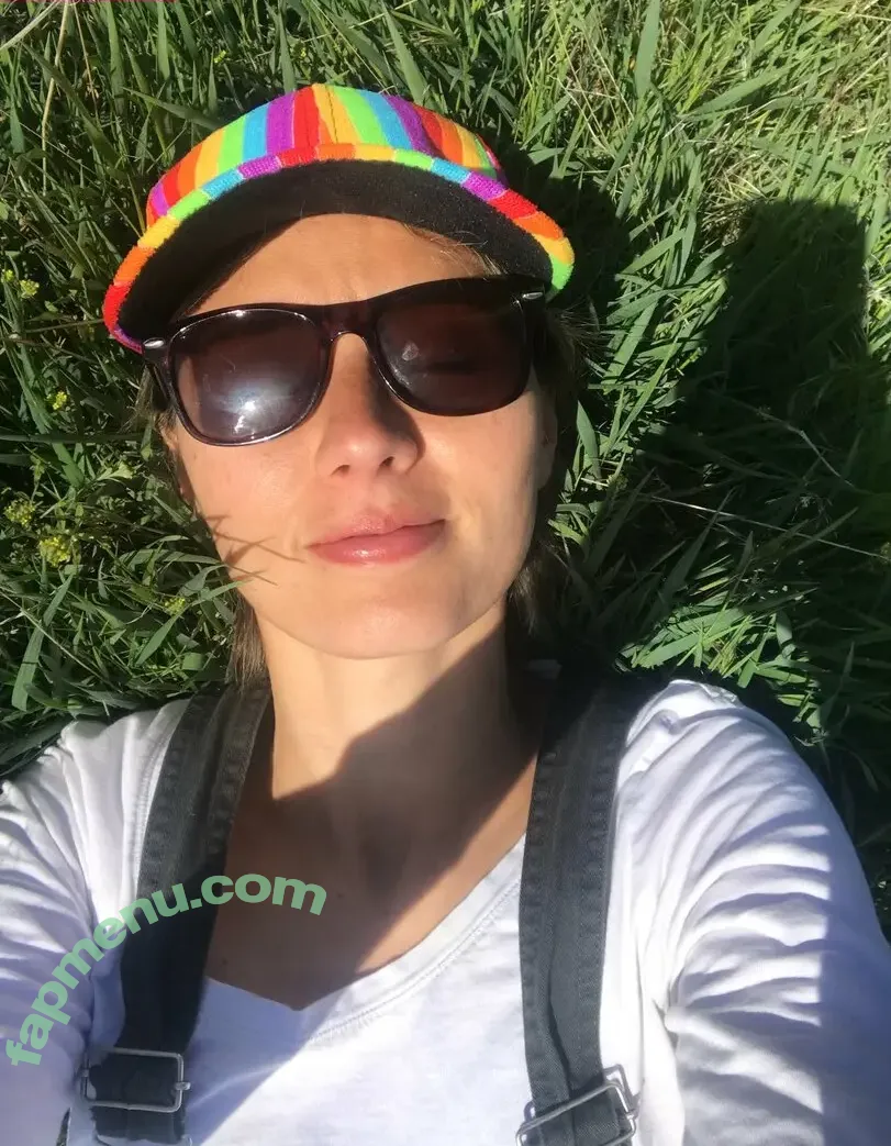 Lindsey Doe nude photo #0141 (dr._doe / elleteedee)