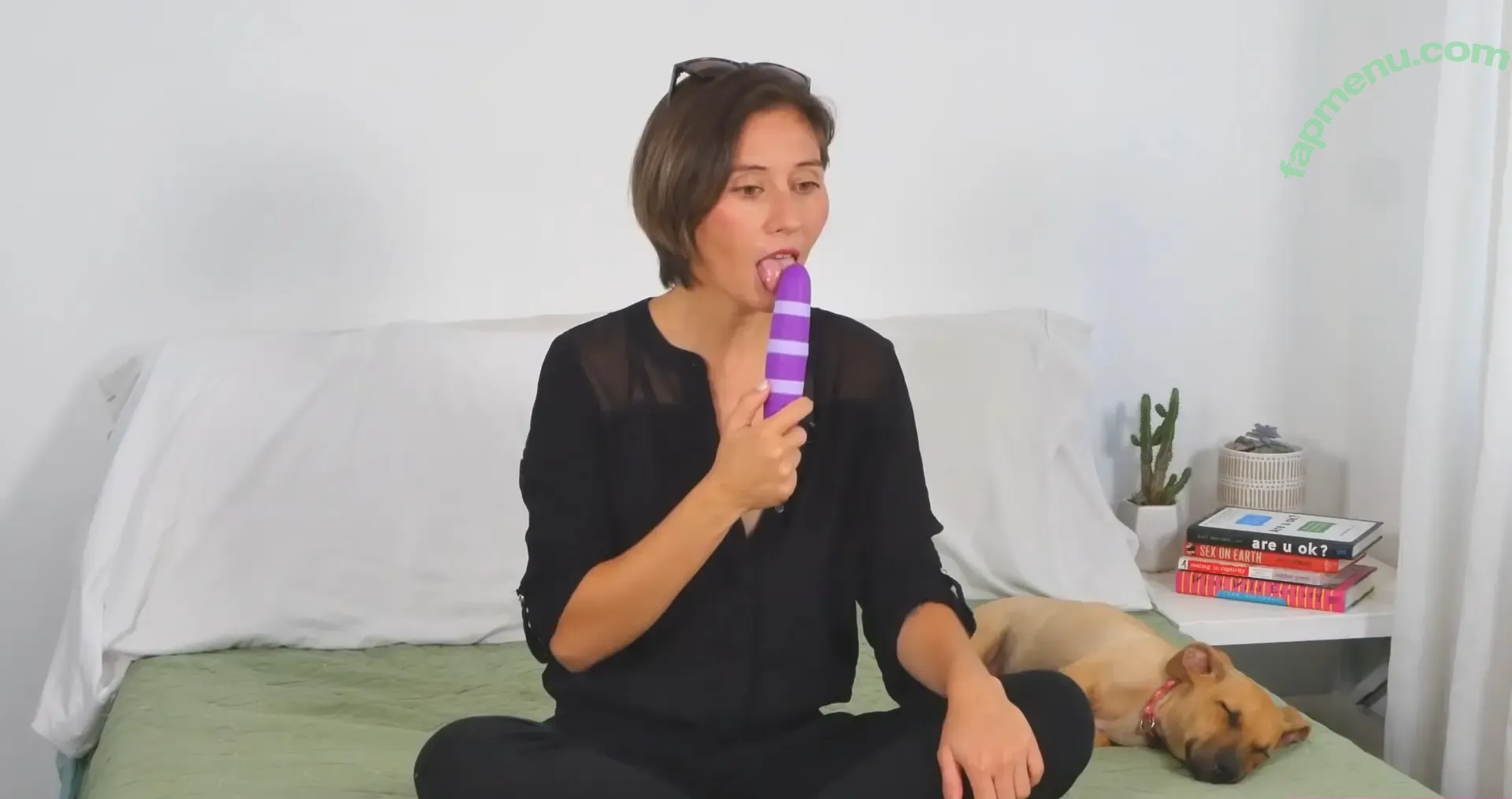 Lindsey Doe nude photo #0142 (dr._doe / elleteedee)