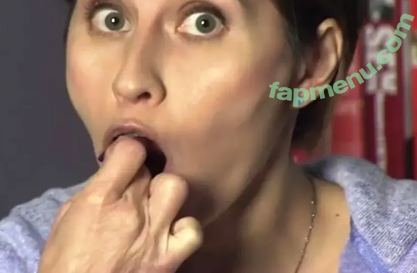 Lindsey Doe nude photo #0150 (dr._doe / elleteedee)