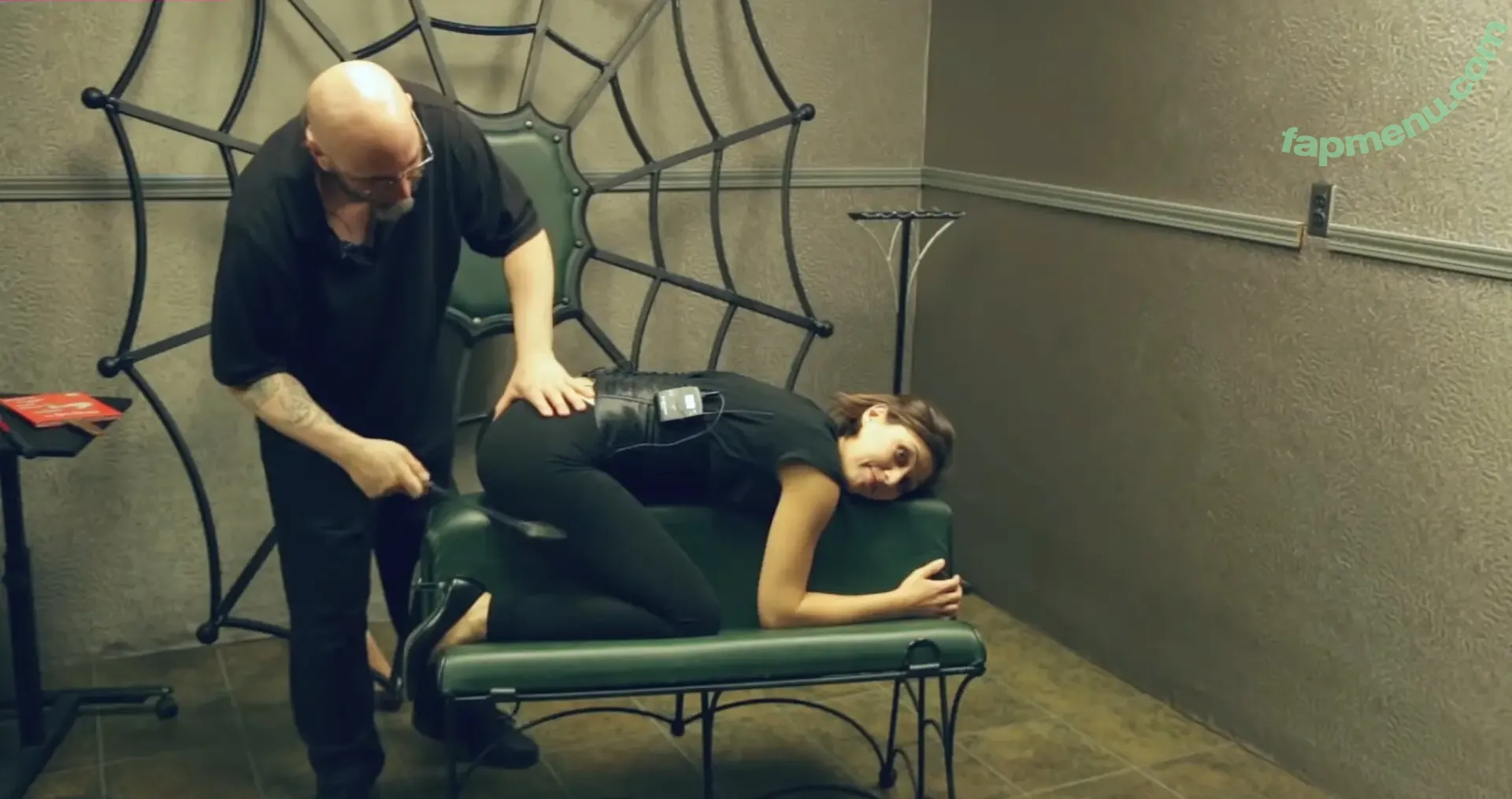 Lindsey Doe nude photo #0162 (dr._doe / elleteedee)