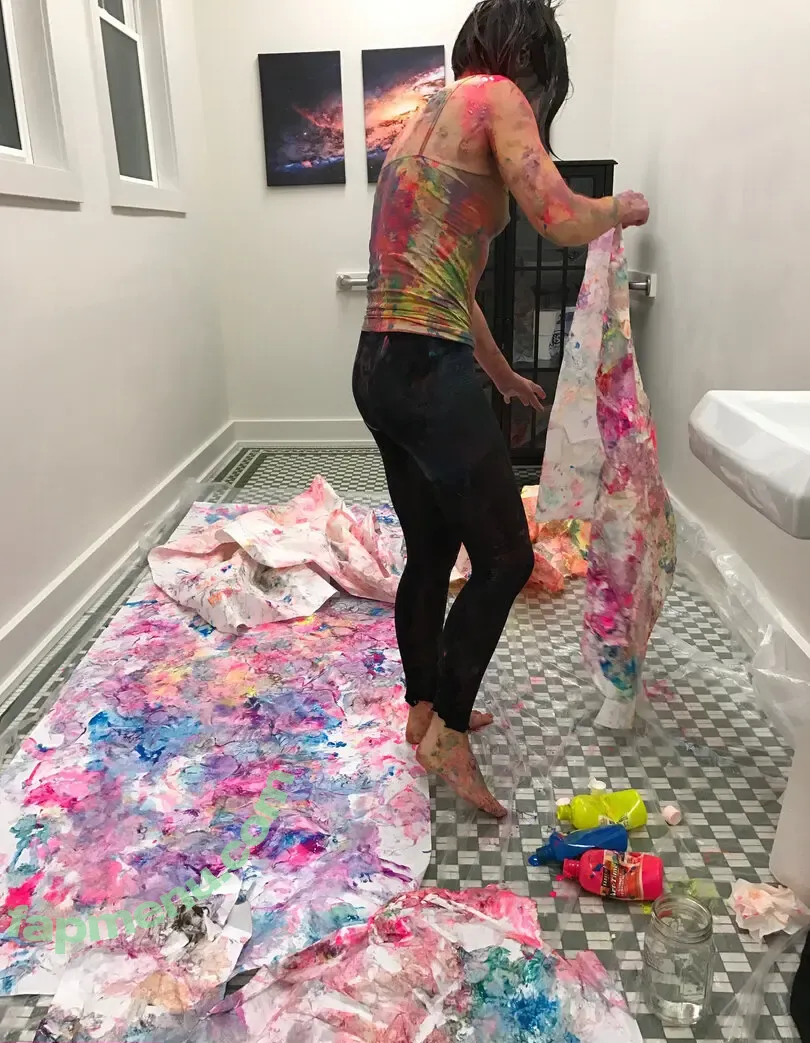 Lindsey Doe nude photo #0171 (dr._doe / elleteedee)