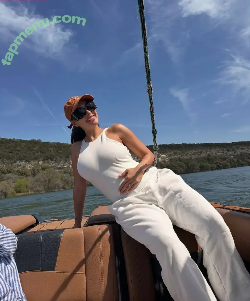 Lindsey Morgan nude photo #0237 (lindsaymorgan / linzzmorgan)