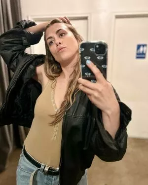 Lindsey Shaw / ladymshawsters nude photo #0039