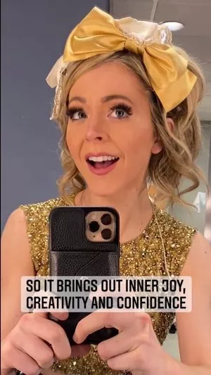 Lindsey Stirling / lindseystirling nude photo #0005