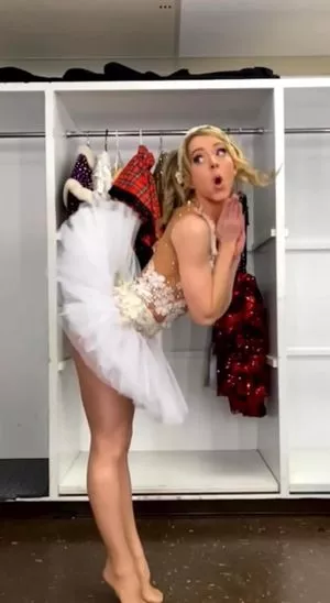 Lindsey Stirling / lindseystirling nude photo #0023