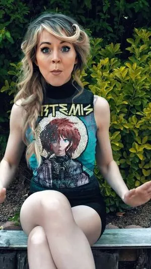Lindsey Stirling / lindseystirling nude photo #0026