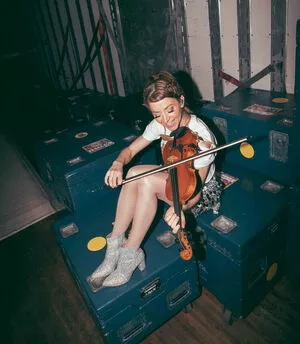 Lindsey Stirling / abbysiscoprinus / lindseystirling nude photo #0281