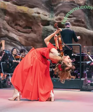 Lindsey Stirling / lindseystirling nude photo #0367