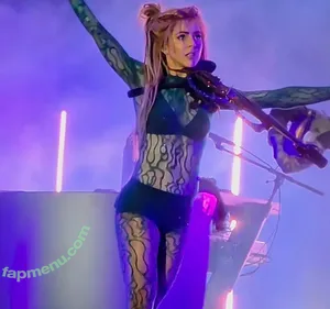 Lindsey Stirling / lindseystirling nude photo #0406