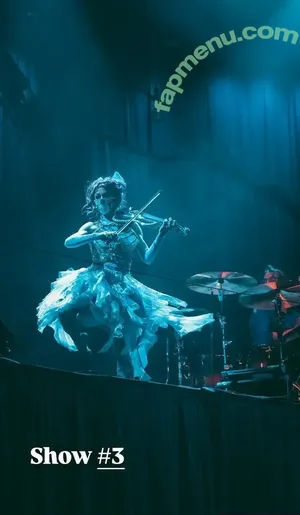 Lindsey Stirling / lindseystirling nude photo #0426