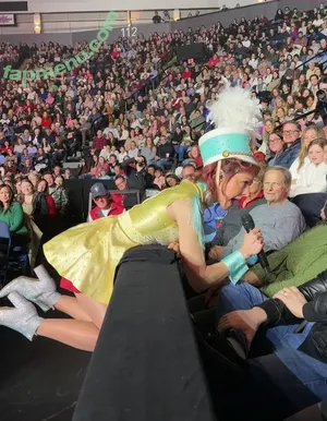 Lindsey Stirling / lindseystirling nude photo #0431