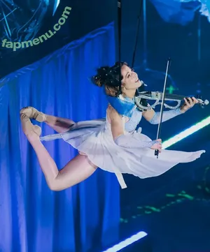 Lindsey Stirling / lindseystirling nude photo #0448