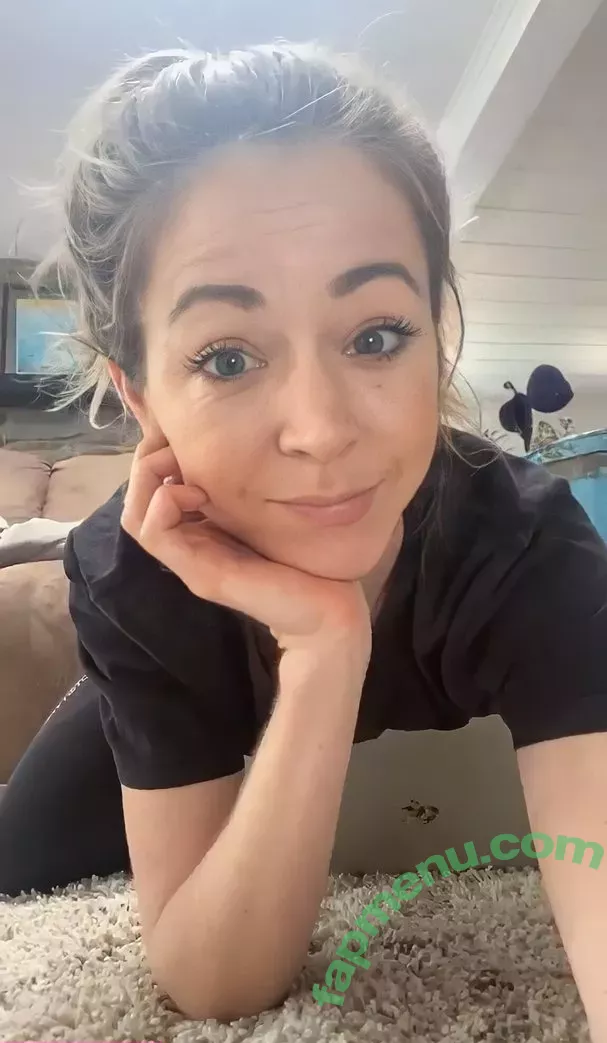 Lindsey Stirling nude photo #0024 (lindseystirling)